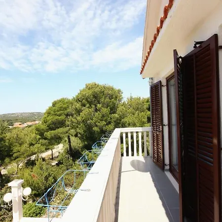 Apartments With A Parking Space Jezera, Murter - 5079 Apartment *