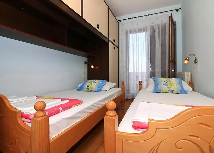 公寓 With Parking Space Jezera, Murter - 5079