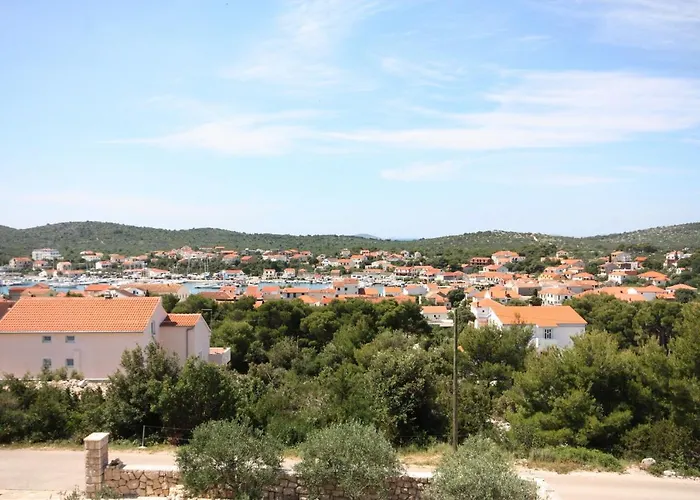 Appartamento With Parking Space Jezera, Murter - 5079